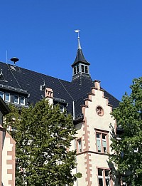 Ehemaliges Konvikt Bensheim, heute Rathaus. Foto: Johannes Chwalek